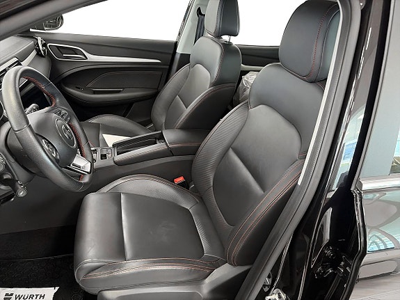 MG ZS EV 8 of 15