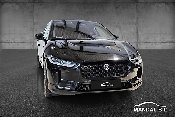 Jaguar I-PACE 3 of 5