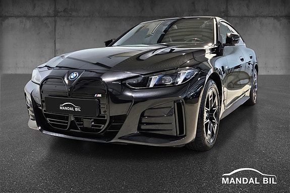 BMW i4 5 of 5