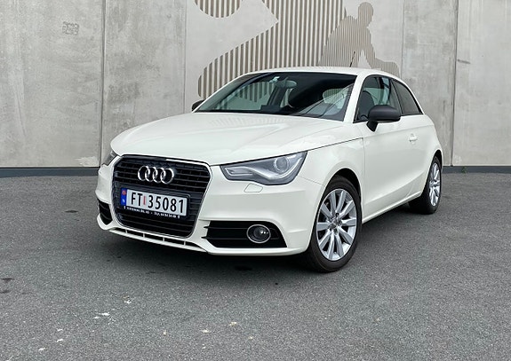 Audi A1 2 of 12