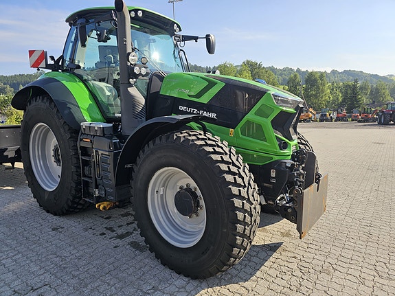 Deutz Fahr 7250 3 of 30
