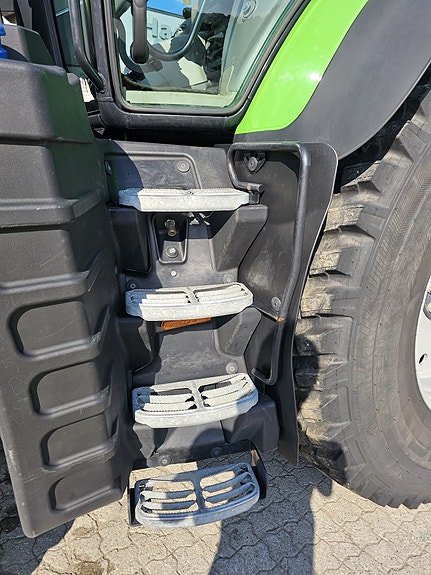 Deutz Fahr 7250 24 of 30