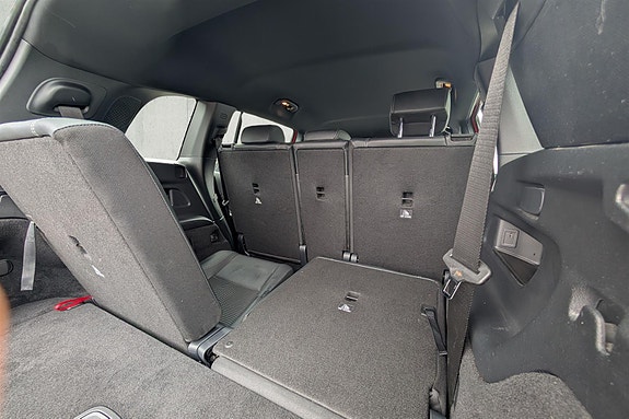 Mercedes-Benz EQB300 19 of 22