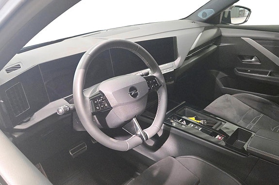 Opel Astra 6 of 25