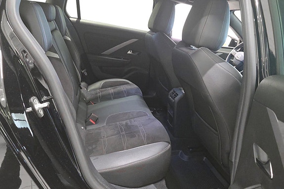 Opel Astra 22 of 25