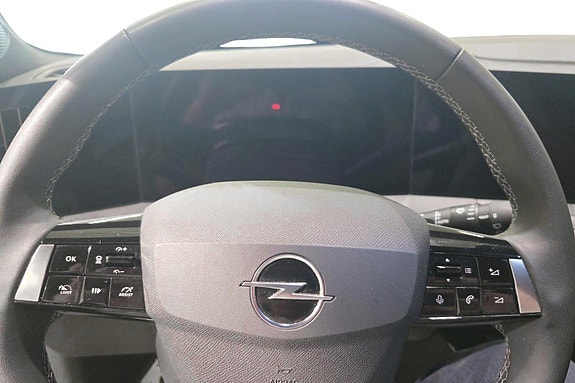 Opel Astra 9 of 25