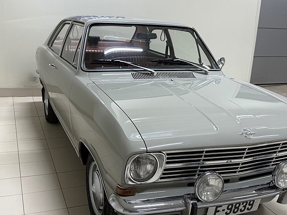 Opel Kadett 5 of 5