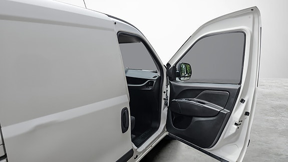 Fiat Doblo 16 of 30
