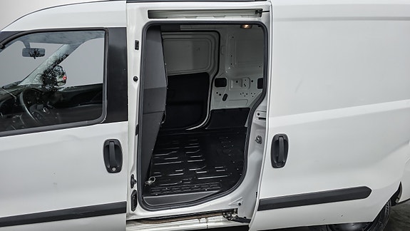 Fiat Doblo 18 of 30