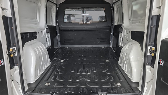 Fiat Doblo 26 of 30