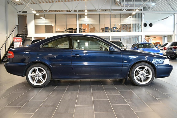 Volvo C70 6 of 12