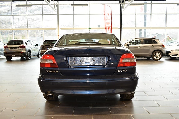 Volvo C70 4 of 5
