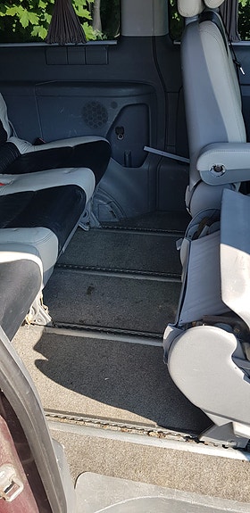 Mercedes-Benz Vito 109 2 of 5
