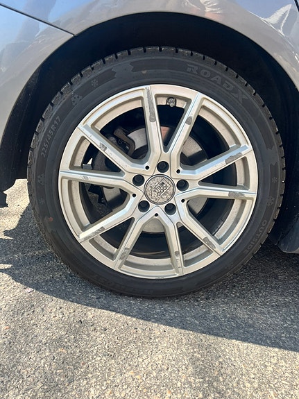 Mercedes-Benz CLA180 5 of 5