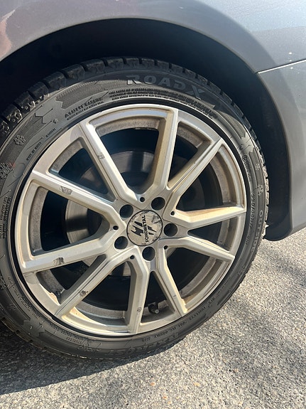 Mercedes-Benz CLA180 4 of 5