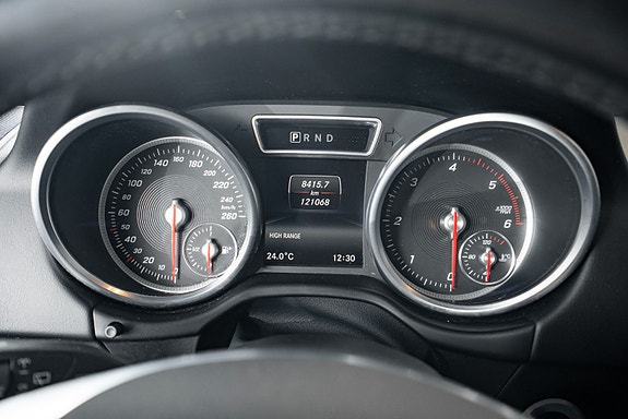 Mercedes-Benz G350 d 13 of 24