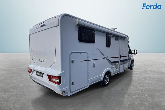 Adria Coral  S 670SL 2 of 5
