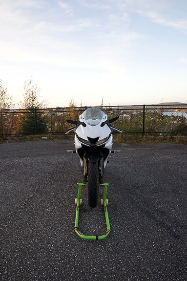 Yamaha YZF-R 125 8 of 8