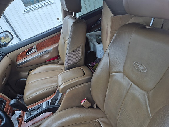 SsangYong Rexton 3 of 5