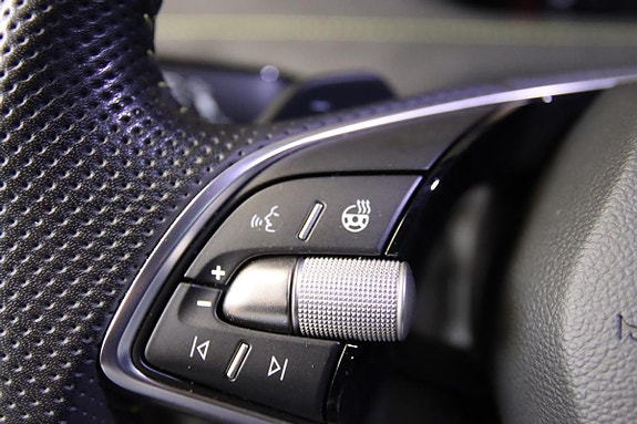 Skoda Enyaq RS 16 of 30
