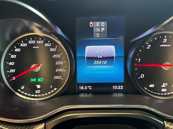 Mercedes-Benz V300 5 of 23