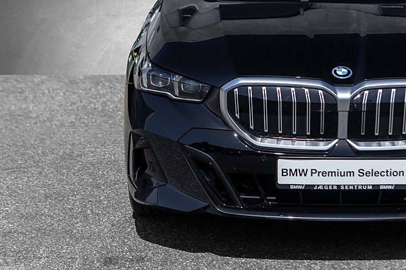 BMW i5 5 of 30