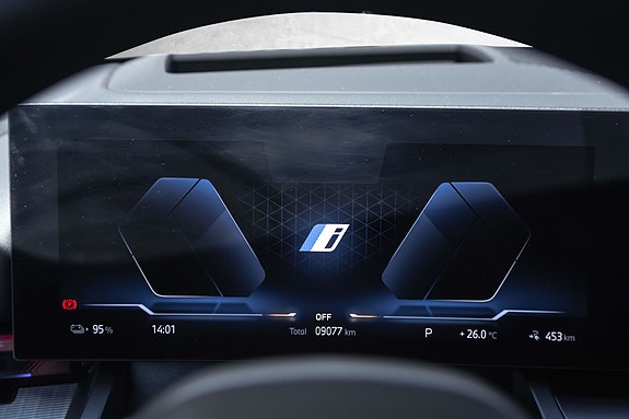 BMW i5 15 of 30