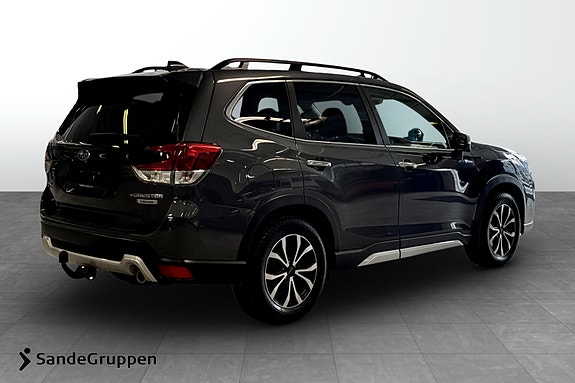 Subaru Forester 5 of 5