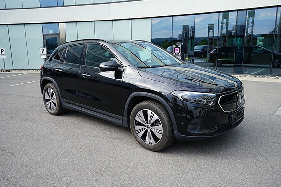 Mercedes-Benz EQA250 2 of 5