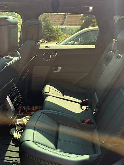 Land Rover Range Rover Sport 5 of 8