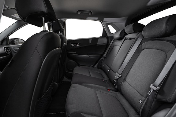 Hyundai Kona 20 of 25