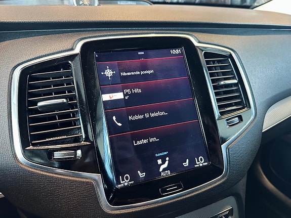 Volvo XC90 21 of 27