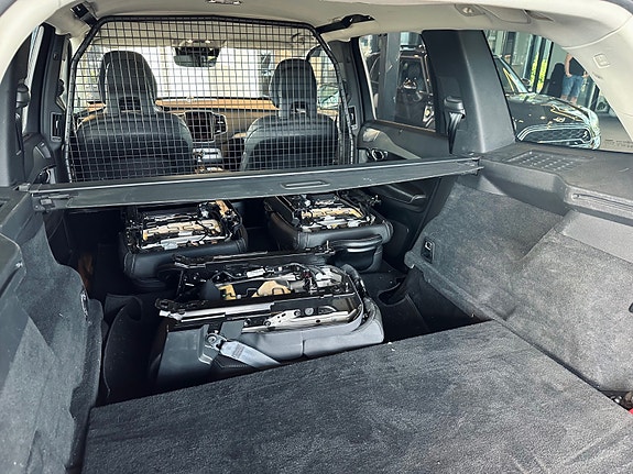 Volvo XC90 9 of 27