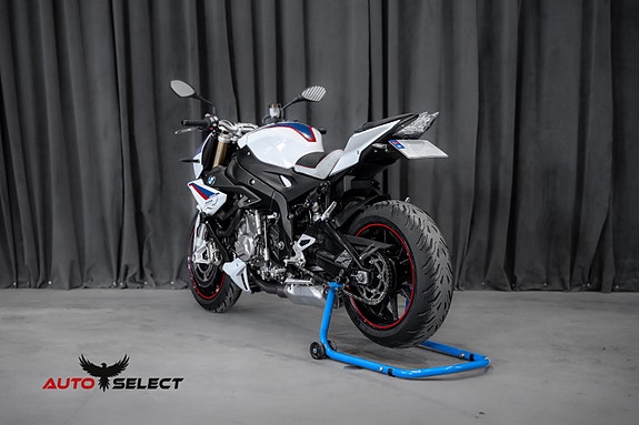 BMW S1000 R Akrapovic Slip On 13 of 25