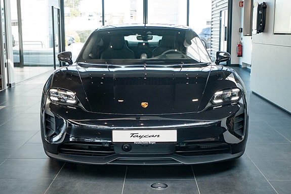 Porsche Taycan 2 of 5