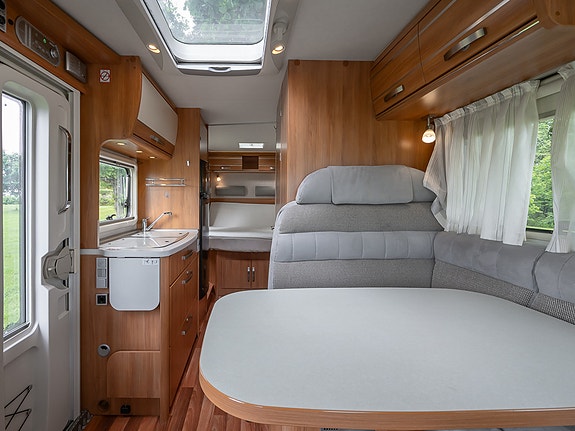 Hymer Exsis 698 | KL. B | GOD NYTTELAST | QUEENBED | LAV KM 19 of 30