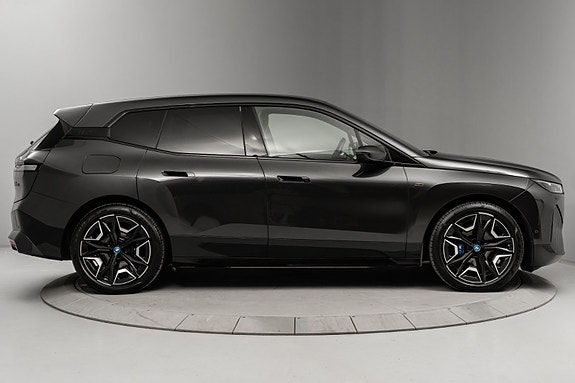 BMW iX 5 of 5