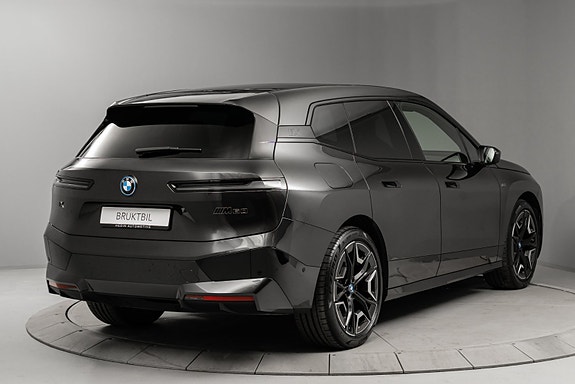 BMW iX 4 of 5
