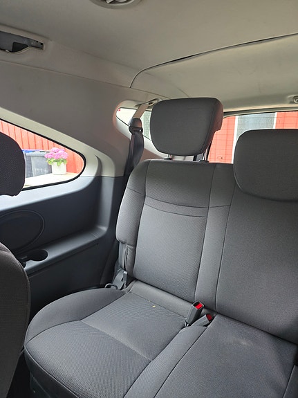 SsangYong Rodius 9 of 18