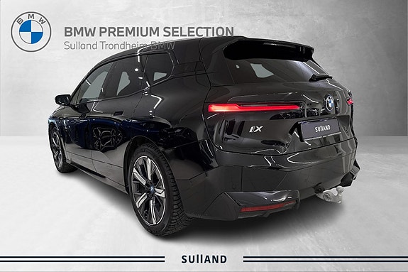 BMW iX 3 of 5
