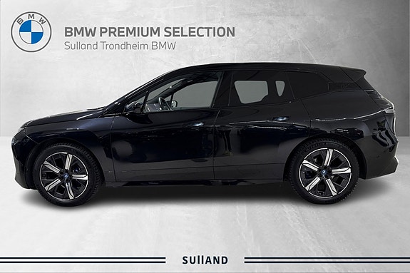 BMW iX 2 of 5