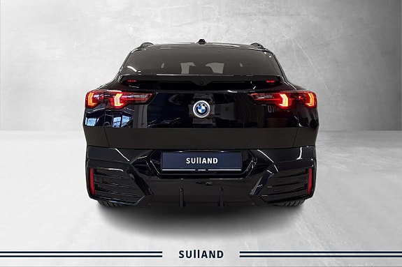BMW iX2 6 of 21
