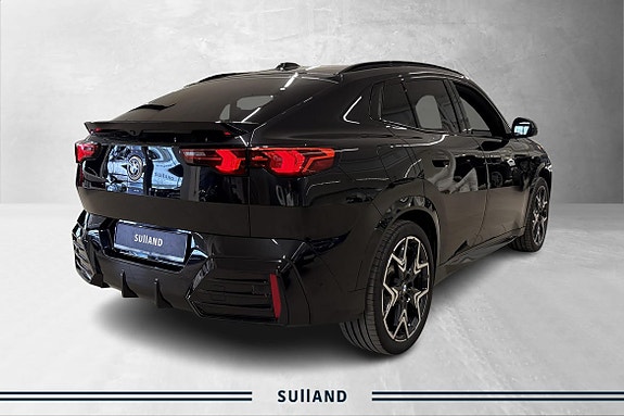 BMW iX2 5 of 21