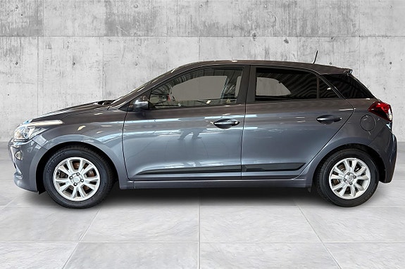 Hyundai i20 2 of 19