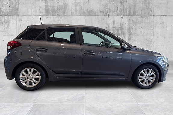 Hyundai i20 6 of 19