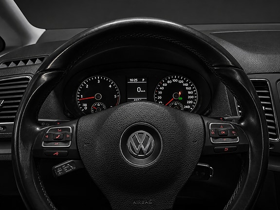 Volkswagen Sharan 13 of 18