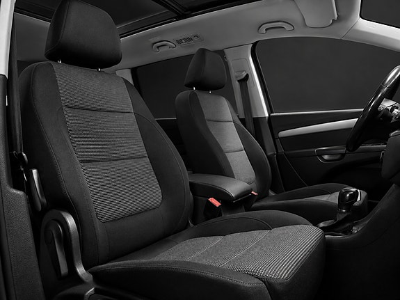 Volkswagen Sharan 9 of 18