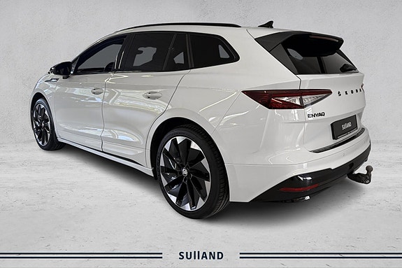 Skoda Enyaq 3 of 5