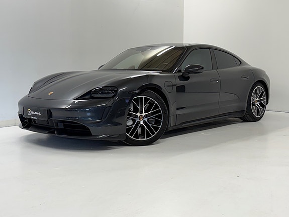 Porsche Taycan 7 of 30