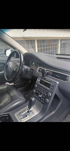 Volvo S80 4 of 5